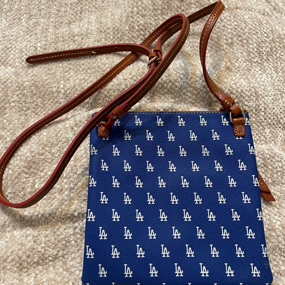 Dooney & Bourke Los Angeles Dodgers Bag - Picture 9 of 9